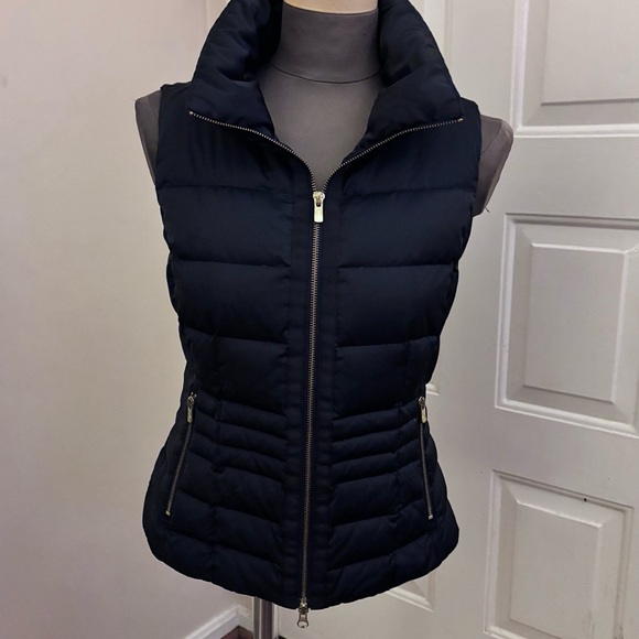 Lilly Pulitzer Jackets & Blazers - Lilly Pulitzer Black Quilted Puffer Vest with High Collar